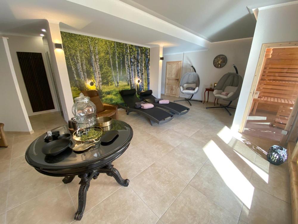 Hotel Kreuzbergbaude Beim Berzdorfer See Mit Wohlfuehl Sauna Markersdorf المظهر الخارجي الصورة